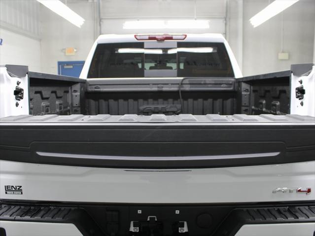 Photo of 2024 Summit White GMC Sierra 1500