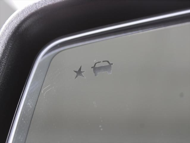 Photo of 2024 Summit White GMC Sierra 1500