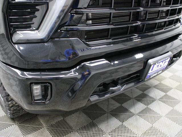 Photo of 2024 Black Chevrolet Silverado 2500