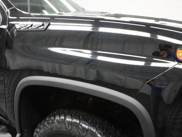Photo of 2024 Black Chevrolet Silverado 2500