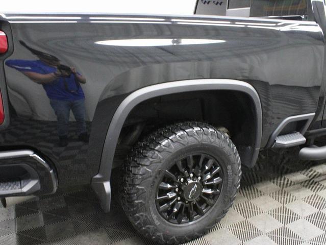 Photo of 2024 Black Chevrolet Silverado 2500