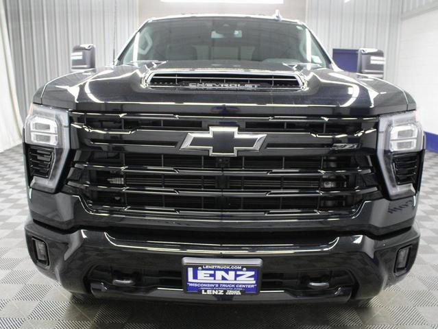 Photo of 2024 Black Chevrolet Silverado 2500