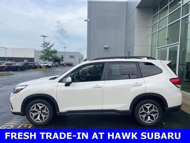 Photo of 2021 Crystal White Pearl Subaru Forester