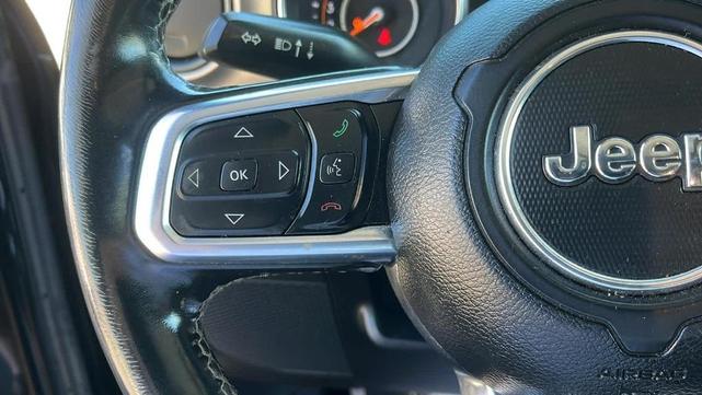 Photo of 2020 Black Clearcoat Jeep Gladiator
