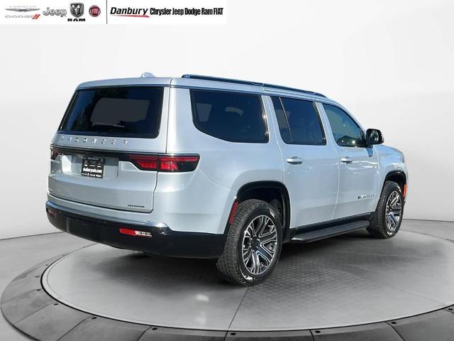 Photo of 2022 Silver Zynith Jeep Wagoneer