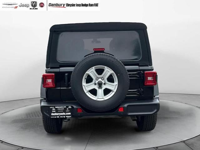 Photo of 2021 Black Clearcoat Jeep Wrangler Unlimited