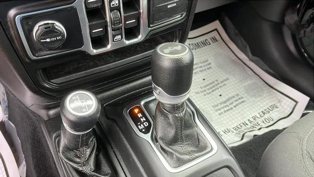 Photo of 2021 Black Clearcoat Jeep Wrangler Unlimited