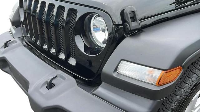 Photo of 2021 Black Clearcoat Jeep Wrangler Unlimited