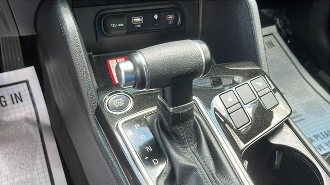 Photo of 2023 Gravity Gray Kia Sportage