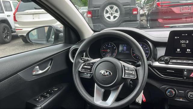 Photo of 2020 Aurora Black Kia Forte