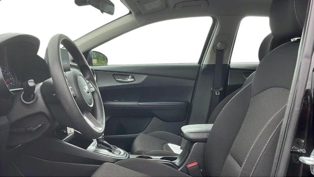 Photo of 2020 Aurora Black Kia Forte