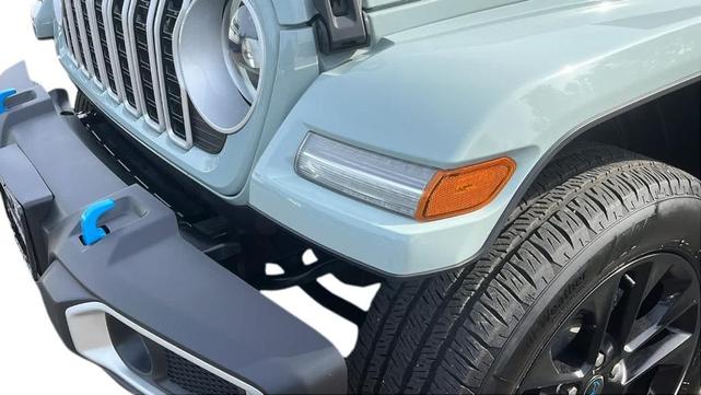 Photo of 2024 Earl Clearcoat Jeep Wrangler 4xe
