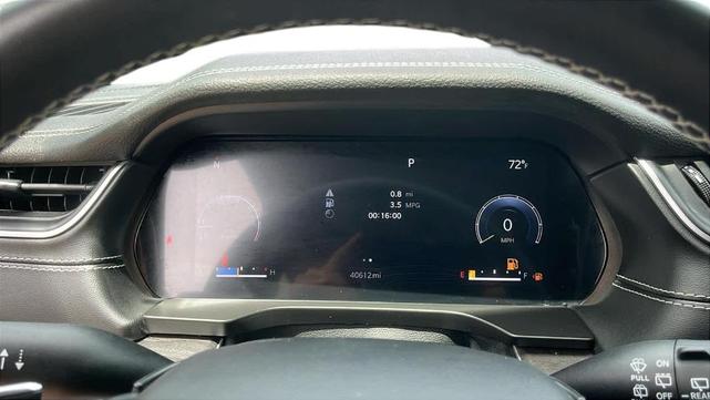Photo of 2022 Metallic Jeep Grand Cherokee L
