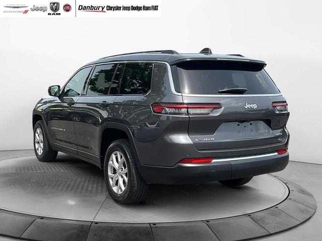 Photo of 2022 Metallic Jeep Grand Cherokee L