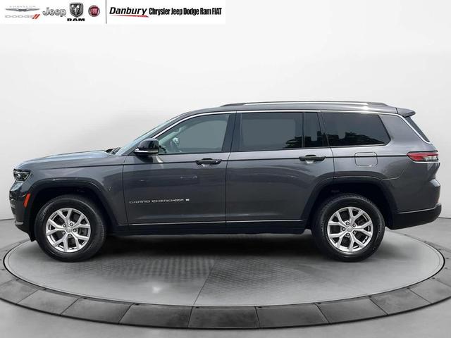 Photo of 2022 Metallic Jeep Grand Cherokee L