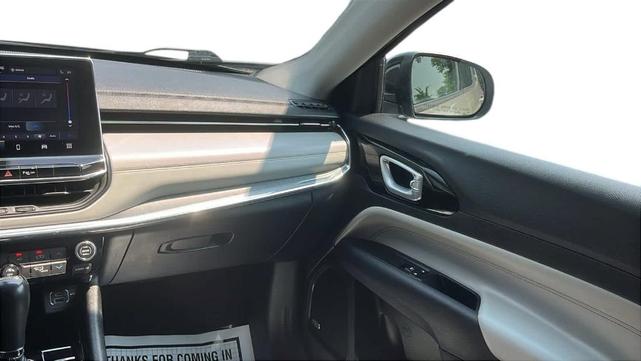 Photo of 2022 Sting Gray Clearcoat Jeep Compass