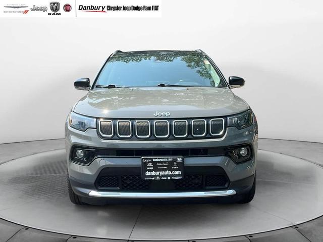 Photo of 2022 Sting Gray Clearcoat Jeep Compass
