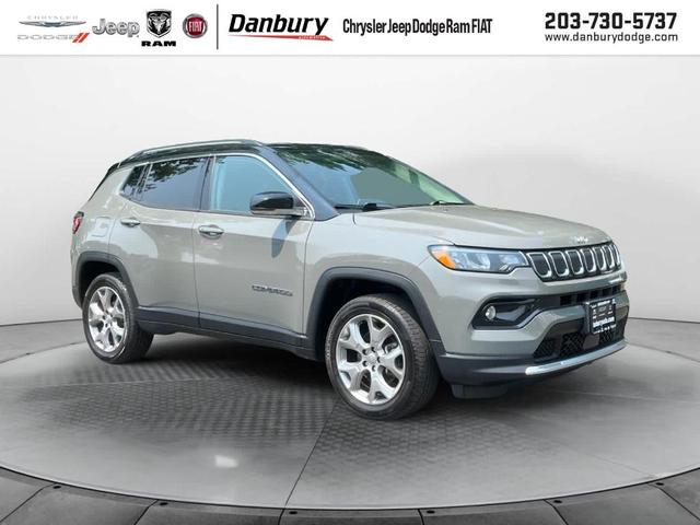 Photo of 2022 Sting Gray Clearcoat Jeep Compass