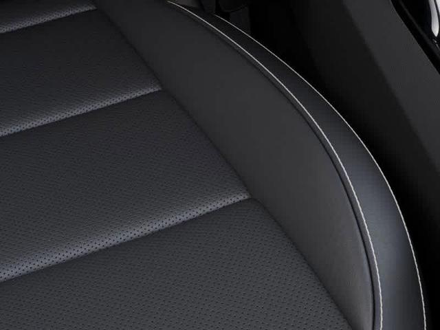 Photo of 2025 Glacial White Pearl Kia Telluride