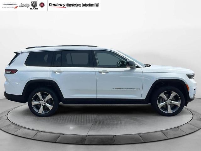 Photo of 2022 Bright White Clearcoat Jeep Grand Cherokee L