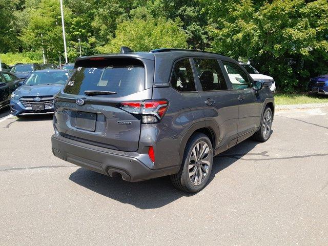 Photo of 2025 Magnetite Gray Metallic Subaru Forester