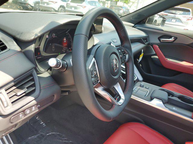 Photo of 2025 Platinum White Pearl Acura TLX
