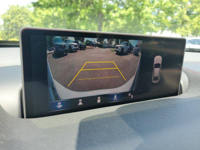 Photo of 2025 Platinum White Pearl Acura TLX