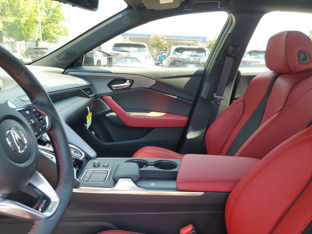 Photo of 2025 Platinum White Pearl Acura TLX