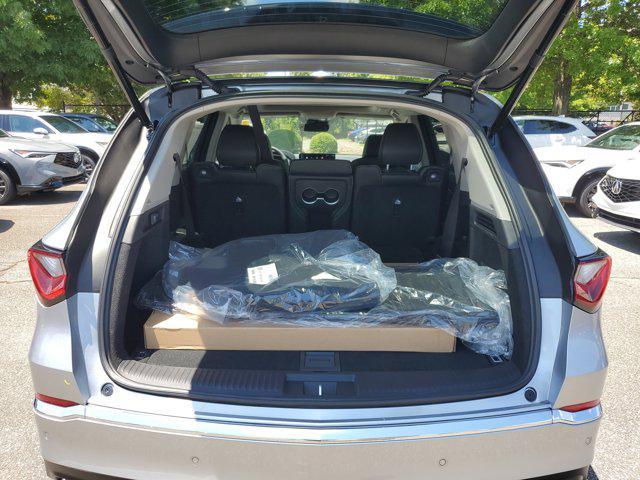 Photo of 2026 Solar Silver Metallic Acura MDX