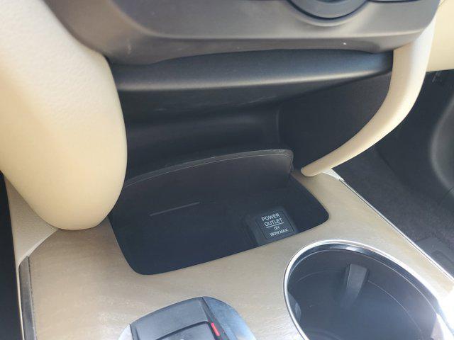 Photo of 2019 White Diamond Pearl Acura MDX