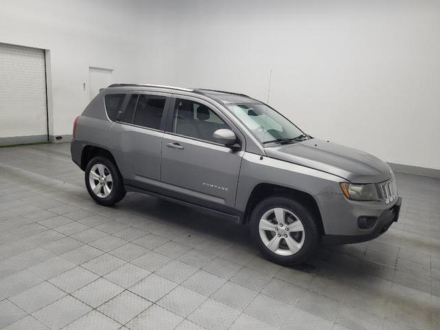 Photo of 2014 Gray Jeep Compass