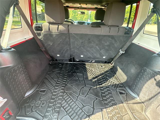 Photo of 2014 Flame Red Clearcoat Jeep Wrangler Unlimited