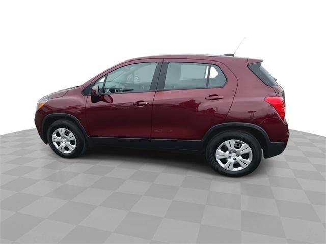 Photo of 2017 Crimson Metallic Chevrolet Trax