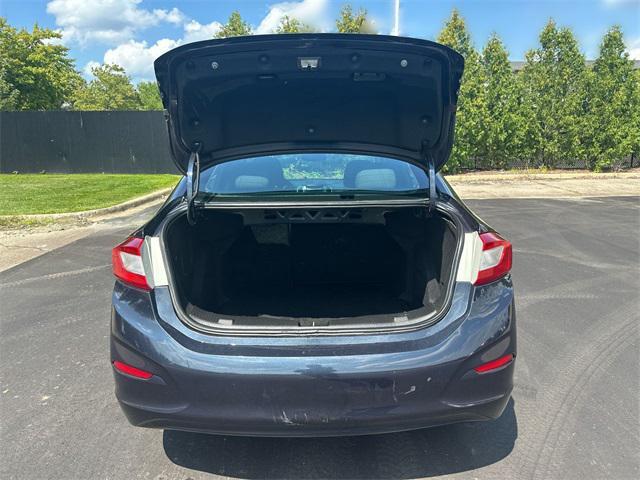 Photo of 2016 Blue Ray Metallic Chevrolet Cruze