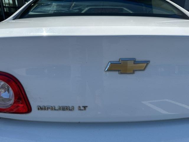 Photo of 2012 Summit White Chevrolet Malibu
