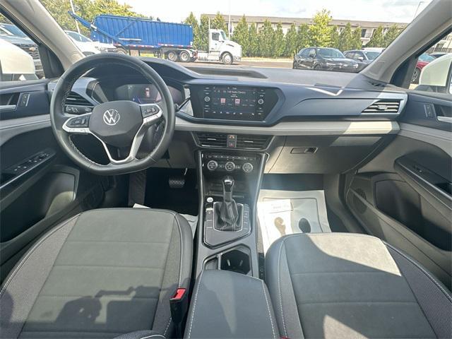 Photo of 2024 Pure White Volkswagen Taos