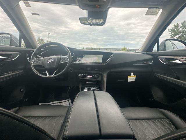 Photo of 2022 Satin Steel Metallic Buick Envision
