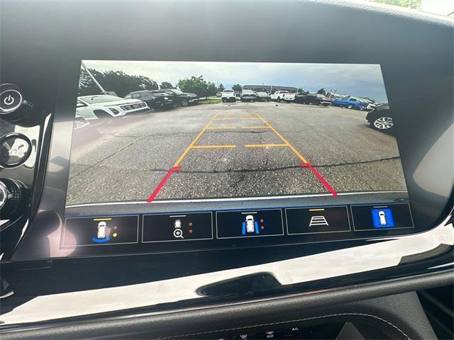 Photo of 2022 Satin Steel Metallic Buick Envision