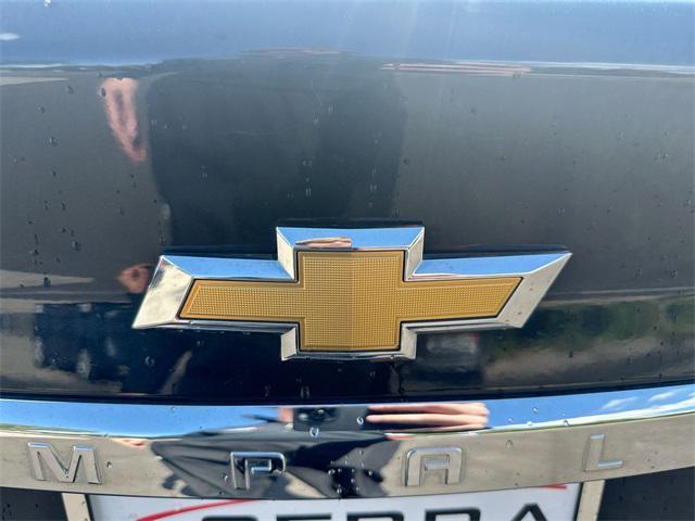 Photo of 2014 Blue Ray Metallic Chevrolet Impala