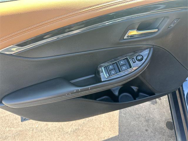 Photo of 2014 Blue Ray Metallic Chevrolet Impala