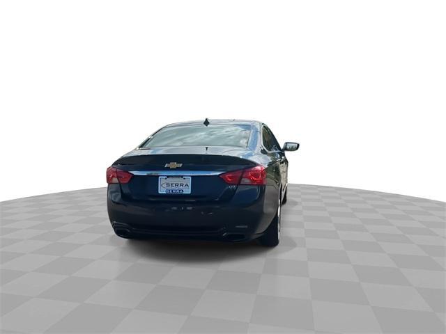 Photo of 2014 Blue Ray Metallic Chevrolet Impala