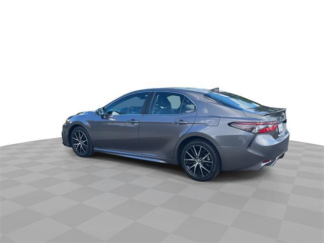 Photo of 2024 Predawn Gray Mica Toyota Camry
