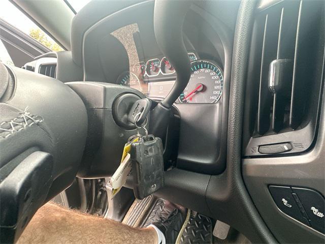 Photo of 2018 Black Chevrolet Silverado 1500