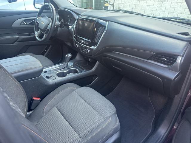 Photo of 2018 Black Currant Metallic Chevrolet Traverse