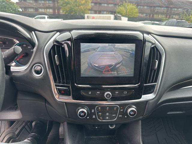 Photo of 2018 Black Currant Metallic Chevrolet Traverse