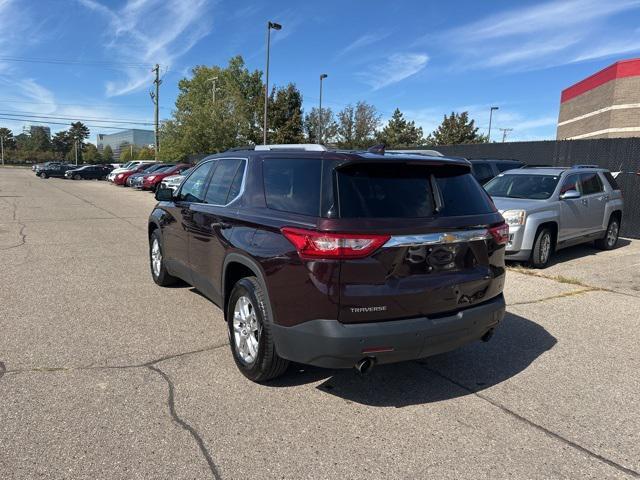 Photo of 2018 Black Currant Metallic Chevrolet Traverse