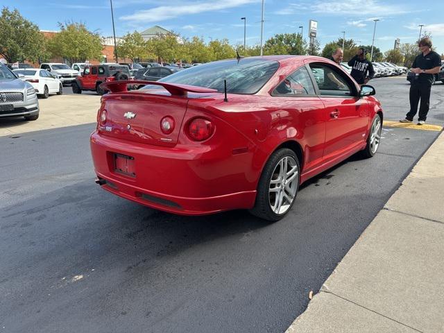 Photo of 2008 Victory Red Chevrolet Cobalt