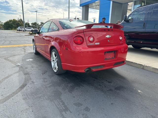 Photo of 2008 Victory Red Chevrolet Cobalt