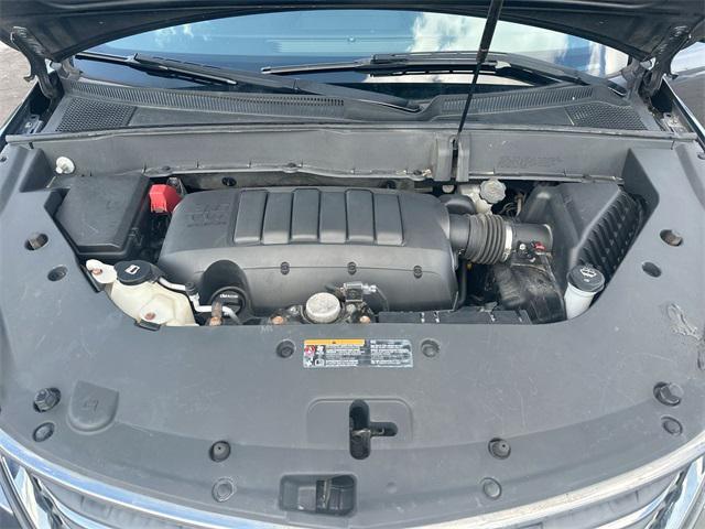 Photo of 2014 Cyber Gray Metallic Chevrolet Traverse