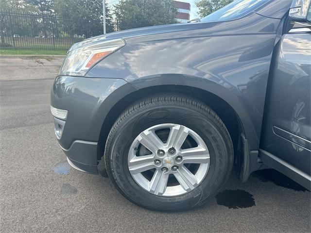 Photo of 2014 Cyber Gray Metallic Chevrolet Traverse